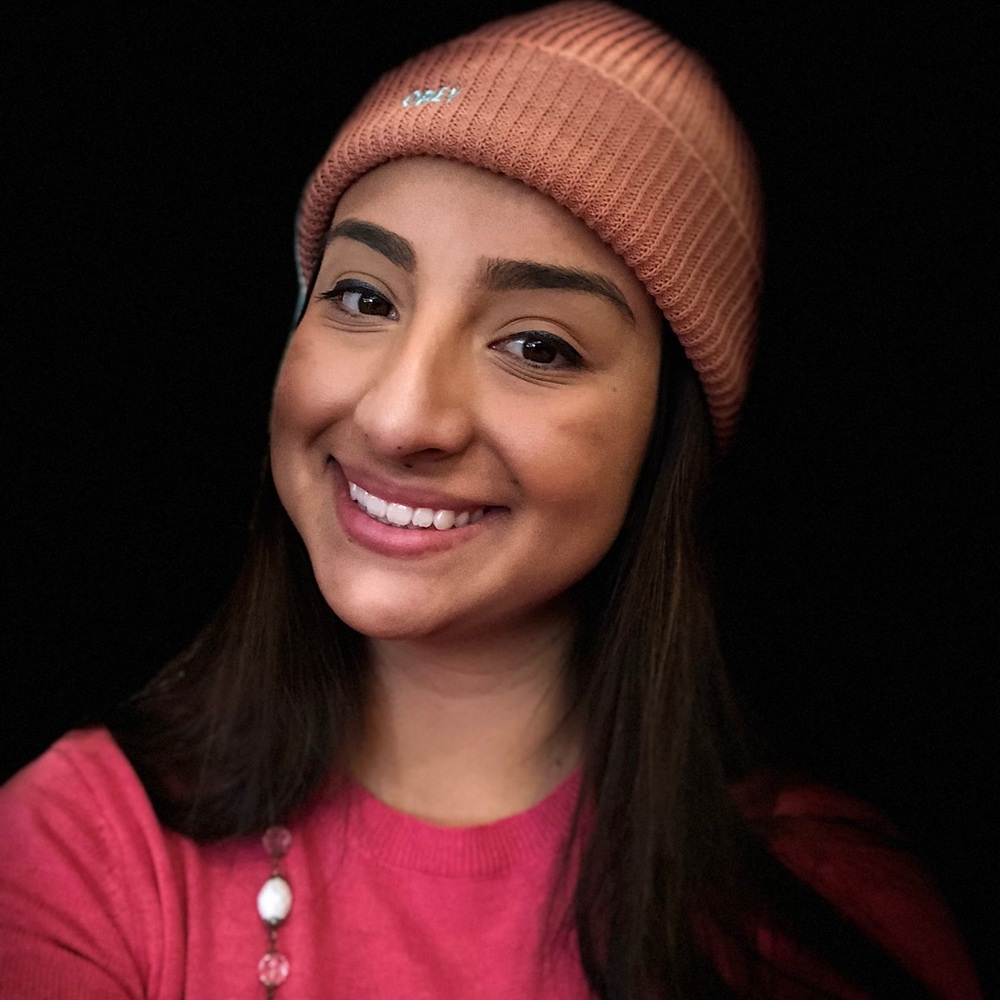 Meet your Posher, Paola